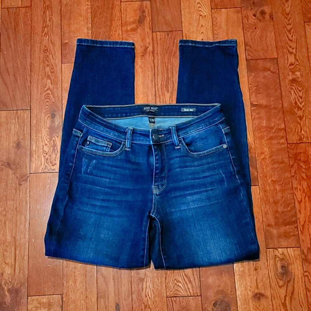 Judy Blue slim fit jeans